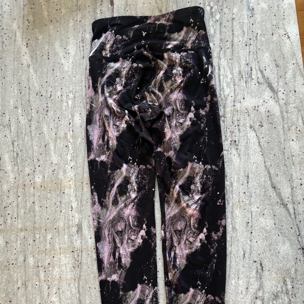 Old Navy Active Powerpress High Rise Go-Dry Leggings Marble Pink/Black TALL M